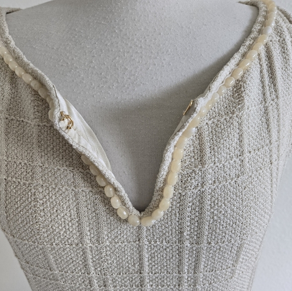 NWT St. John Couture Tweed  Shift Dress Beads Details Cream size 10 - Picture 12 of 16